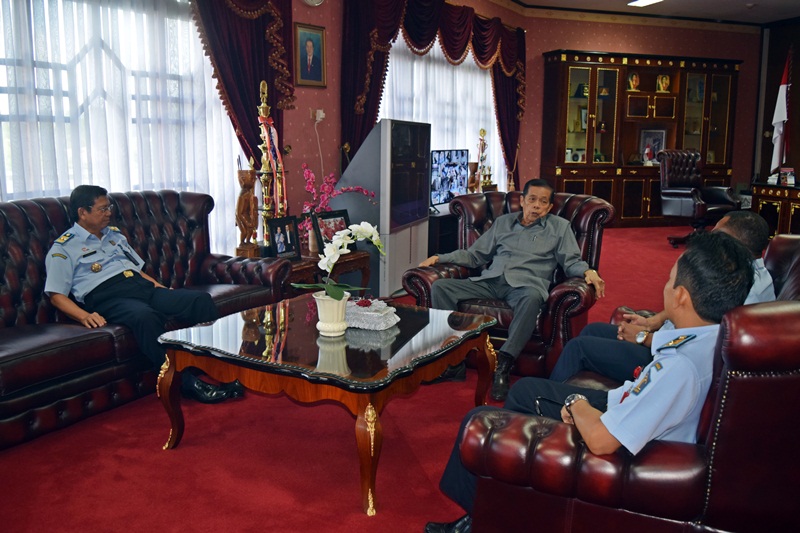 Kakanwil Kemenkumham Kunjungi Ketua DPRD Kalteng
