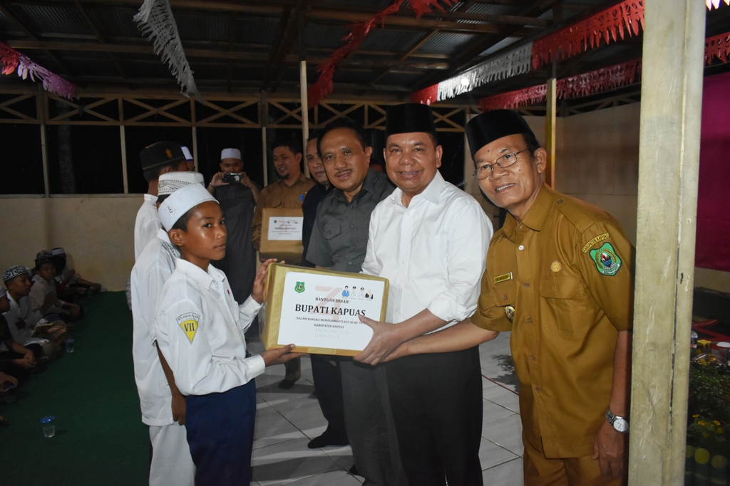 Bupati Pimpin Langsung Anjangsana dalam Memperingati HUT RI ke-74