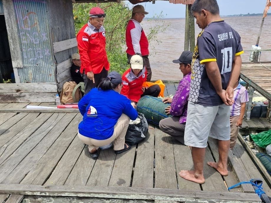 Tingkatkan Produksi Perikanan Tangkap, Pemprov Kalteng Berikan Bantuan Alat Tangkap Gillnet Milenium