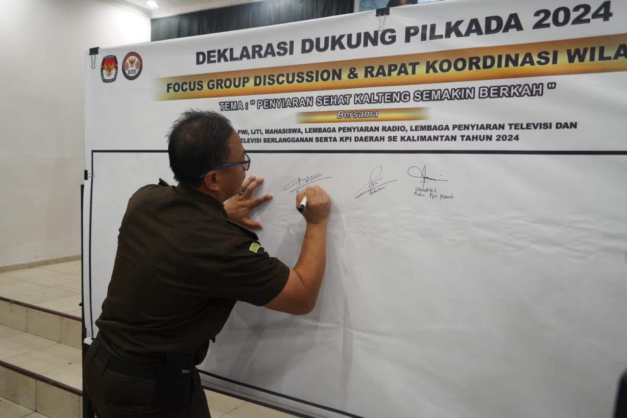 Sahli Gubernur Suhaemi Buka FGD dan Rakorwil Komisi Penyiaran Indonesia Daerah Kalteng