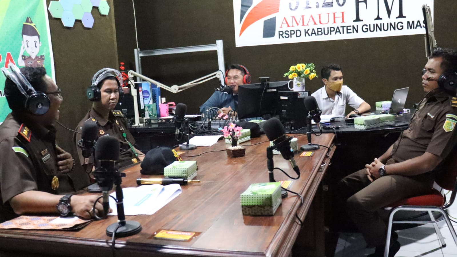 Kejaksaan Negeri Gumas Gandeng LPPL Hamauh FM dalam Program Jaksa Menyapa