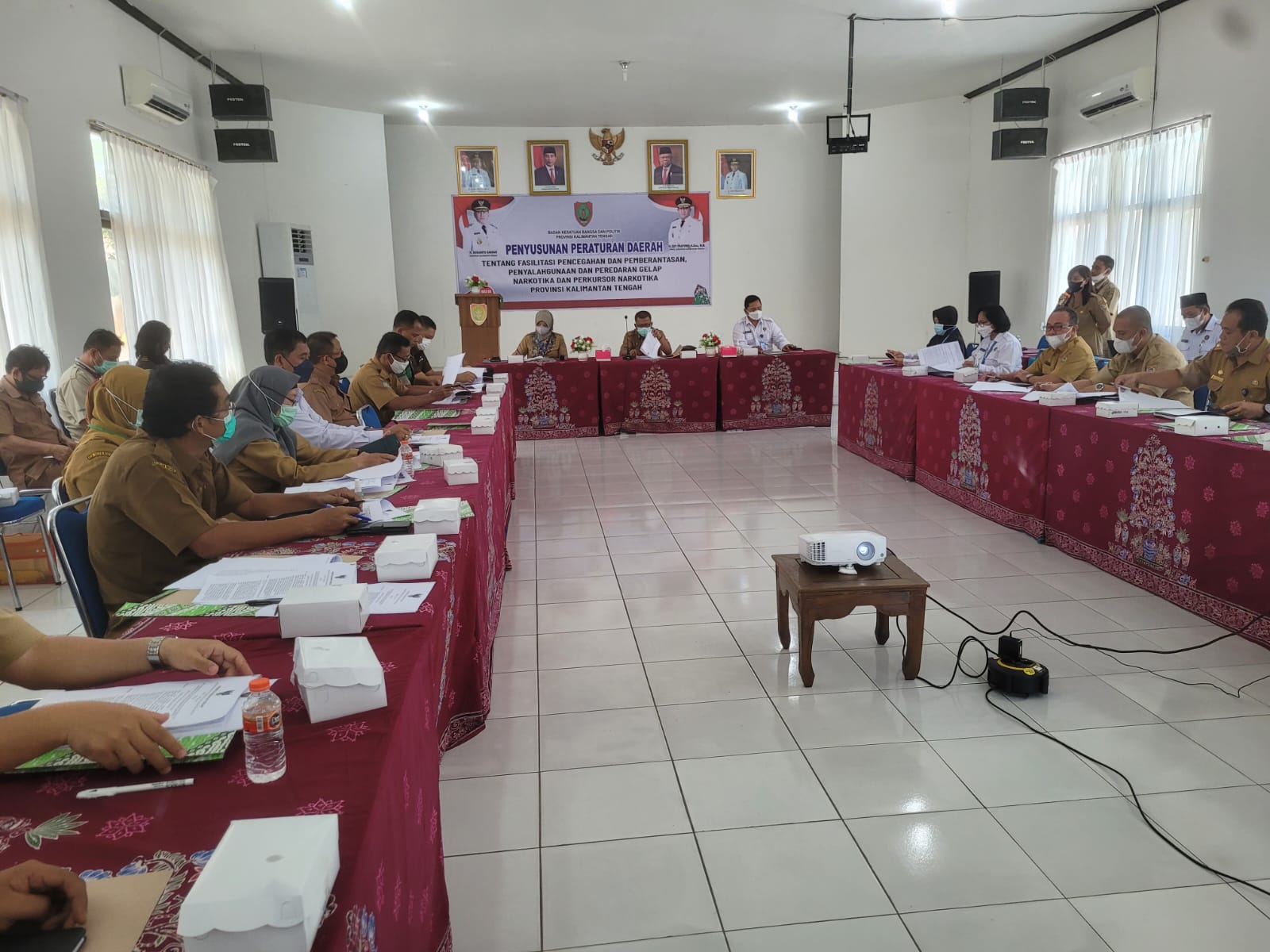 Kesbangpol Prov. Kalteng Gelar Rapat Penyusunan Peraturan Daerah