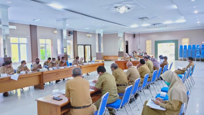 Bupati Kobar Minta SOPD Pemangku PAD Capai Target PAD Tahun 2020