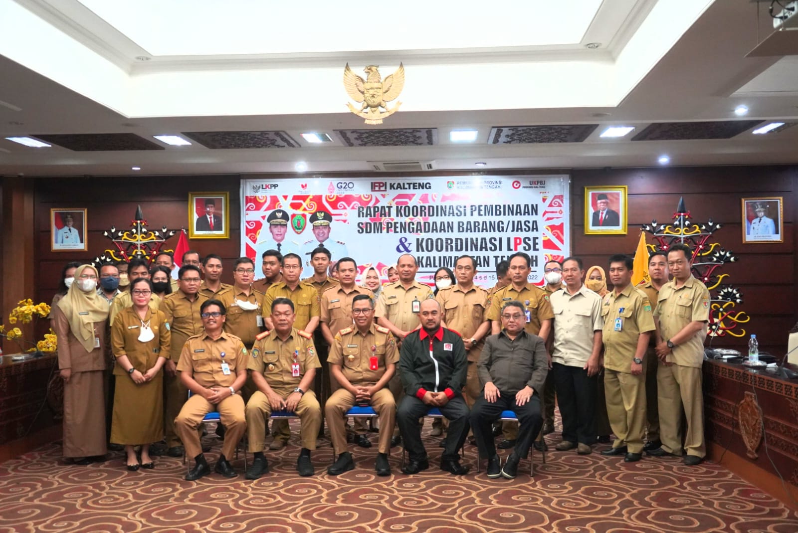 Asisten Ekbang Leonard S. Ampung : Pentingnya Peningkatan Profesionalitas SDM UKPBJ Demi Wujudkan LPSE yang Handal dan Mandiri 