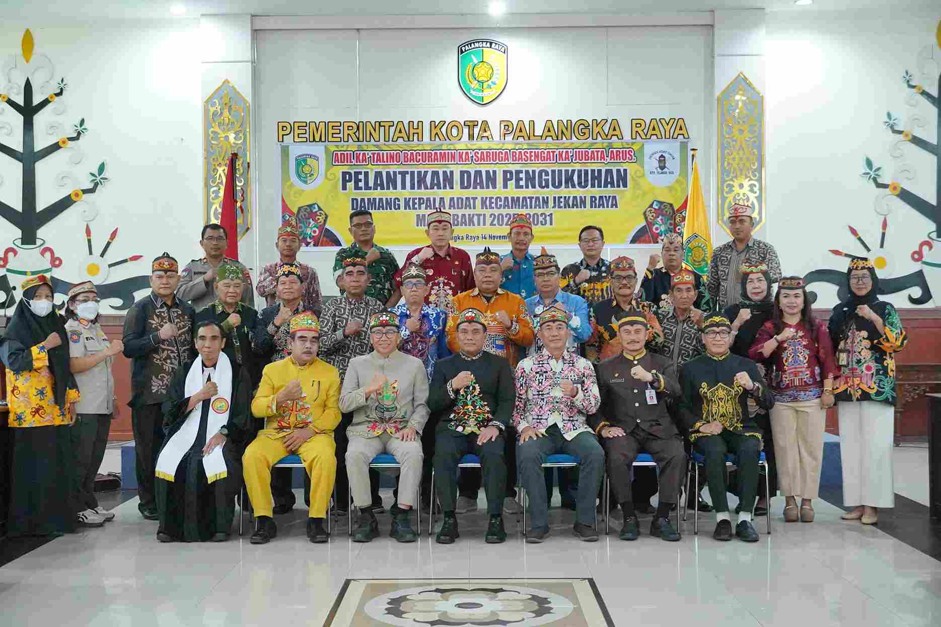 Damang Jekan Raya Resmi Dikukuhkan, Pemerintah Daerah Tegaskan Komitmen Pembinaan Adat Dayak