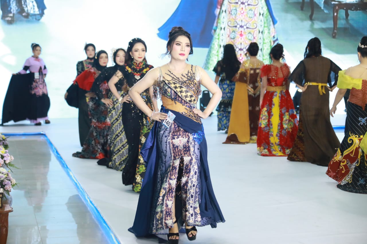Dekranasda Kalteng Gelar Lomba Fashion Show, Angkat Kekayaan Wastra Lokal