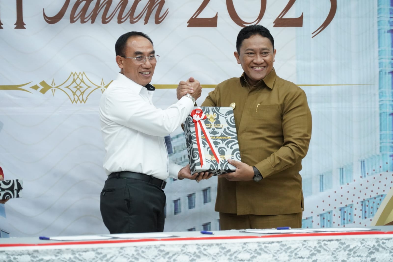 Wagub Edy Pratowo Terima LHP Dengan Tujuan Tertentu dari BPK Kalteng