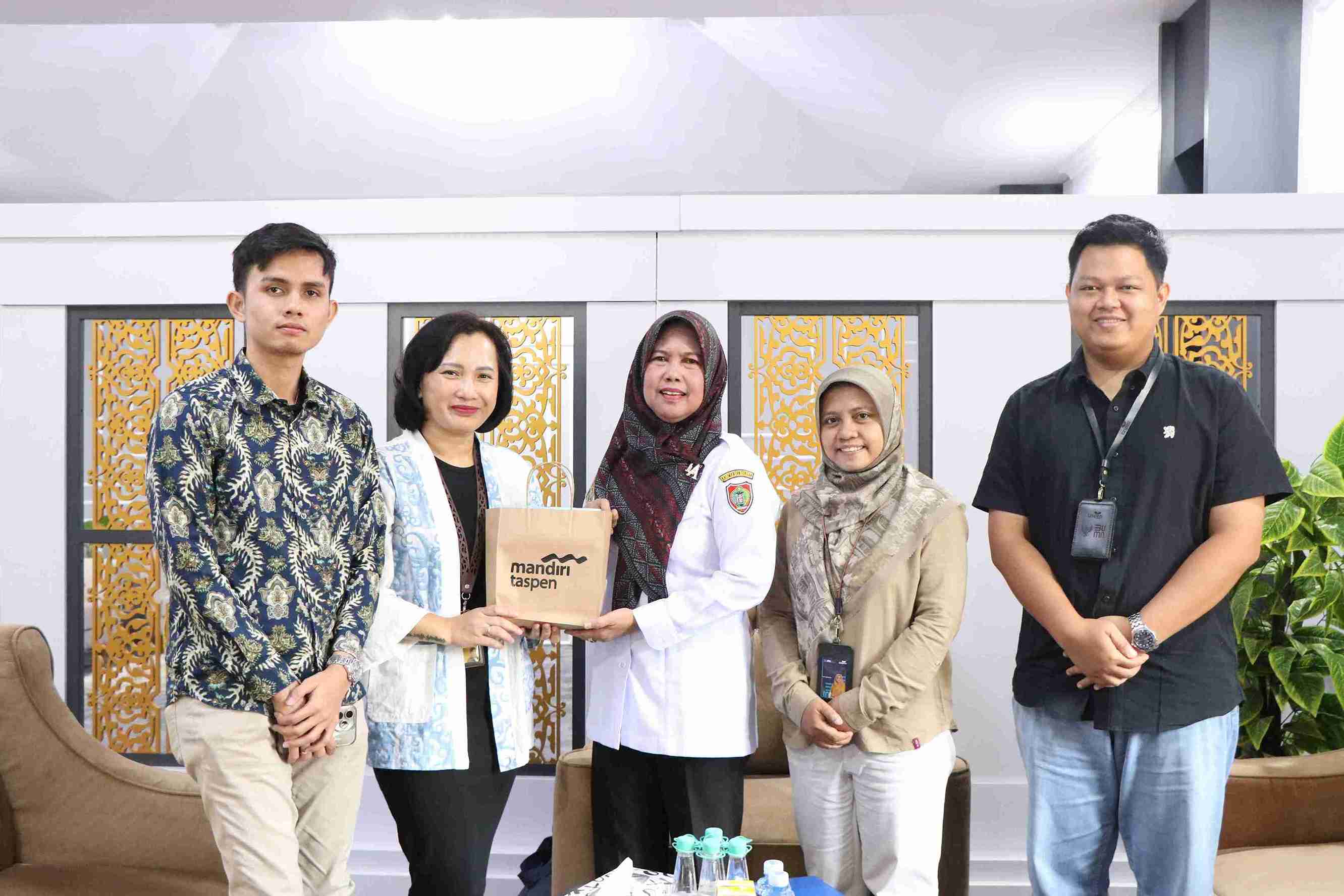 Kepala BKD Prov. Kalteng Terima Kunjungan PT Taspen dan PT Bank Mandiri Taspen