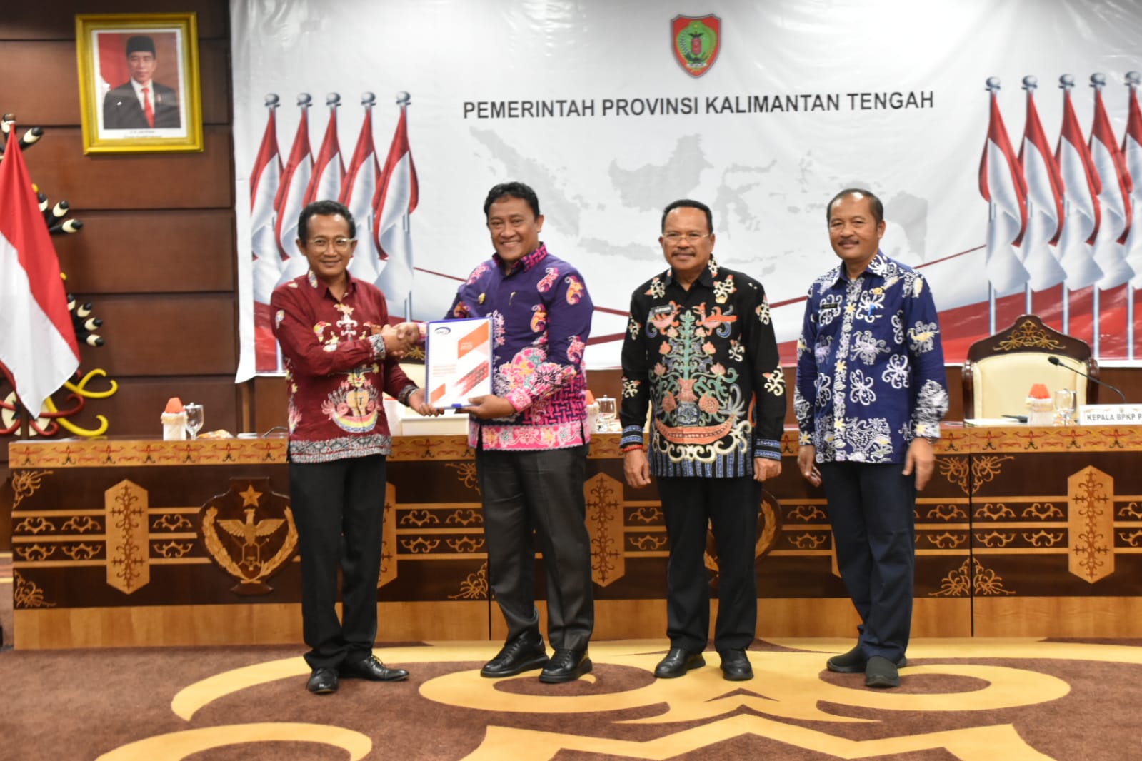 Wagub Edy Pratowo Terima Hasil Pengawasan BPKP Semester II Tahun 2023