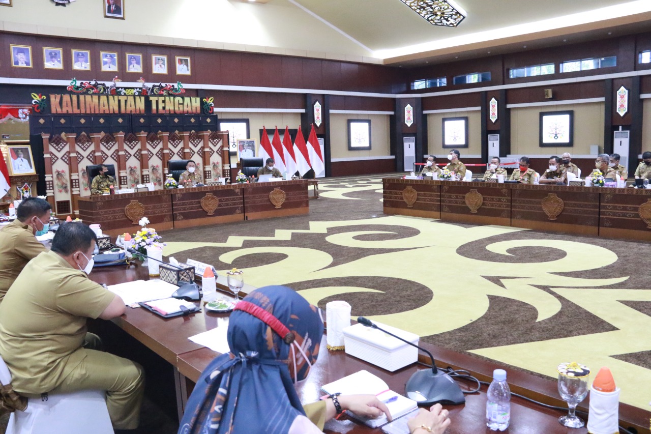 Gubernur Kalteng H. Sugianto Sabran Sampaikan Arahan Pada Rapat Monev MCP 2021 dan Tematik