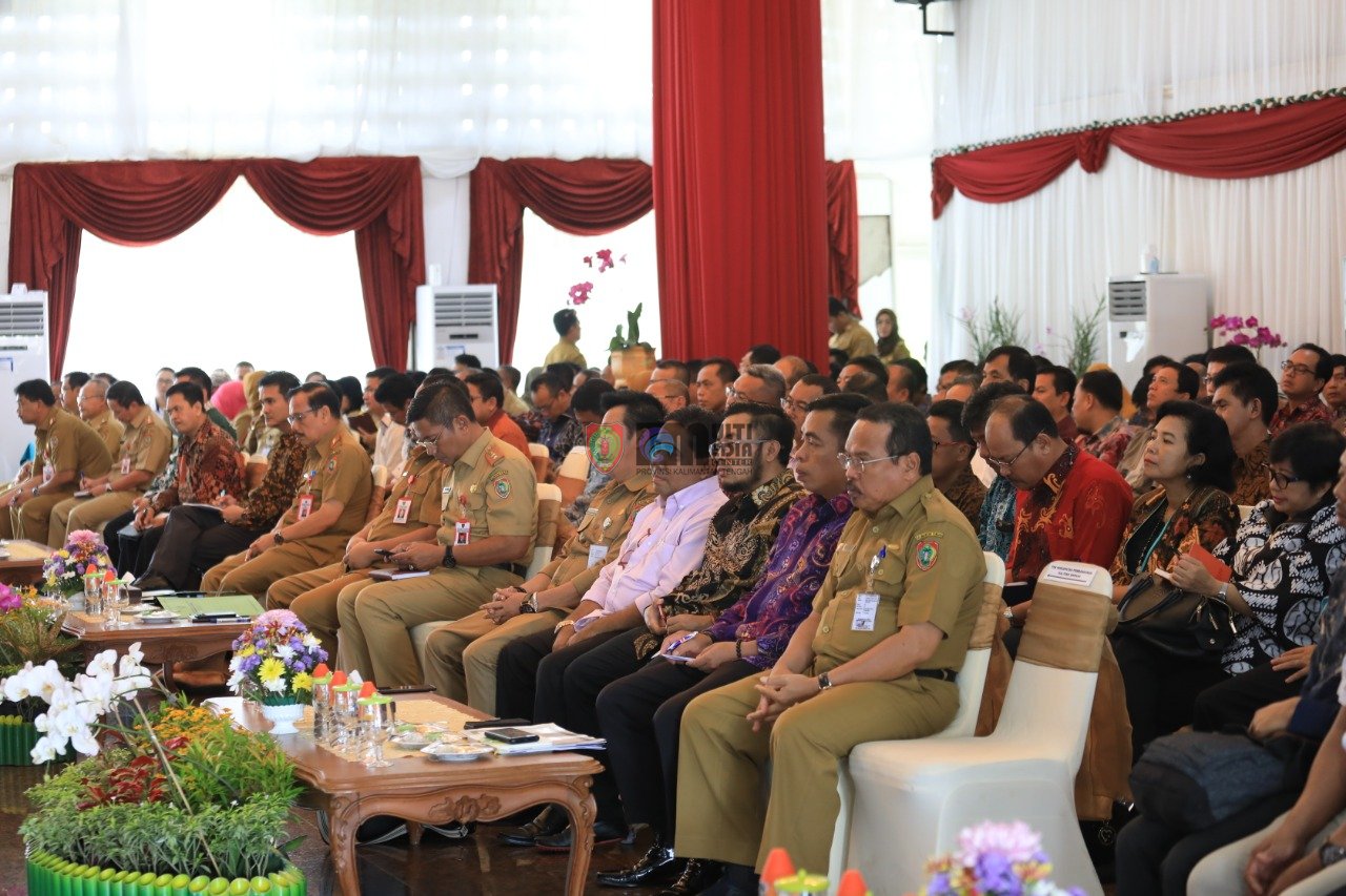 Pemprov Kalteng Gelar Pertemuan Dengan Pengusaha Sektor Pertambangan, Perkebunan dan Perhutanan