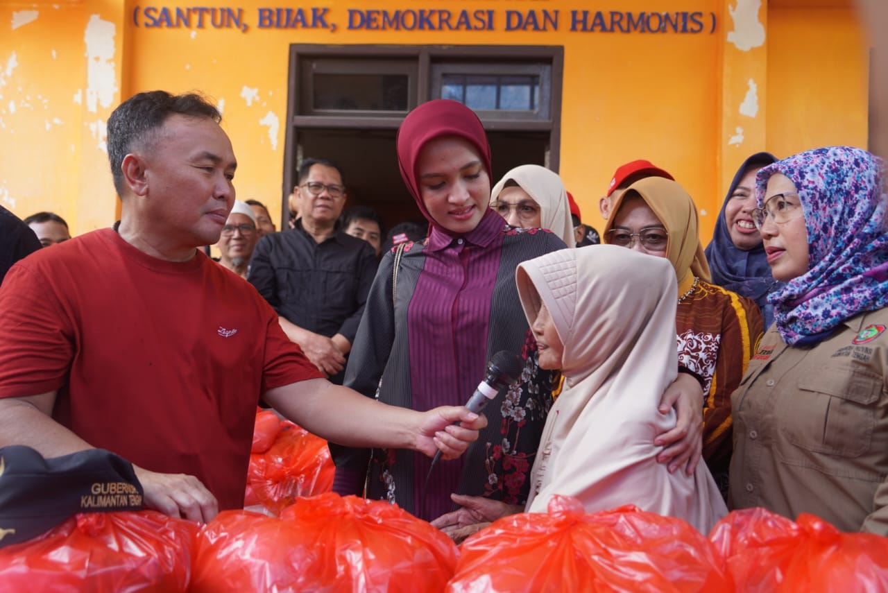 Subsidi Dari Anggota DPR RI Agustiar Sabran dan Wagub Edy Pratowo, Pasar Penyeimbang di Kelurahan Ketapang Kotim, Gratis !!