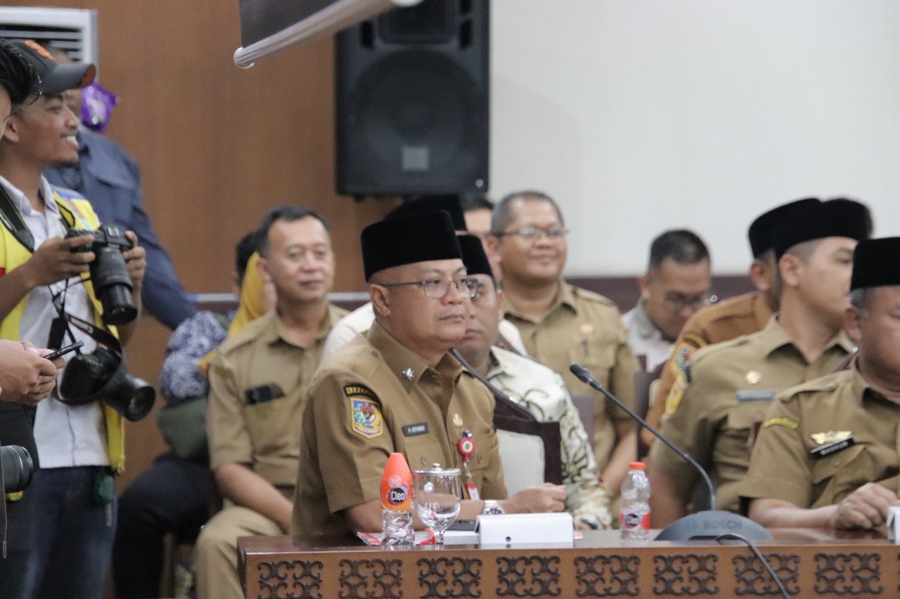 Kadis PMD Prov. Kalteng Turut Hadir dalam Raker Bersama Komisi V DPR RI, Perkuat Sinergi Pemerintah Pusat dan Daerah dalam Pembangunan di Kalteng