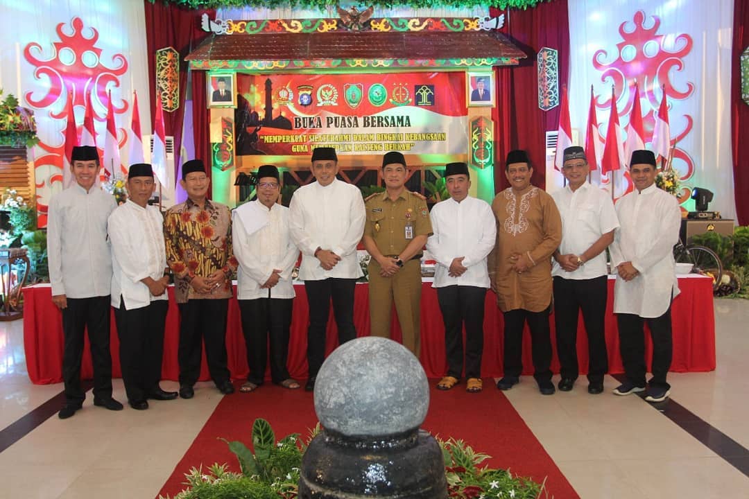 Sekda Sampaikan Syukur Pesta Demokrasi di Kalteng Berjalan Aman dan Lancar