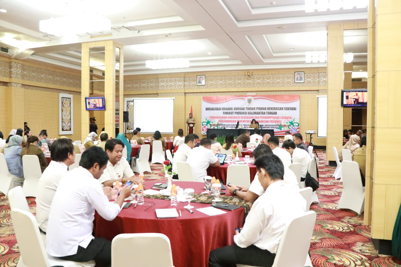 Tegaskan Pemprov Beri Perlindungan Terhadap Tindak Kekerasan Seksual Khususnya Perempuan dan Anak; Asisten PemKesra Katma F. Dirun Buka Sosialisasi UU TPKS