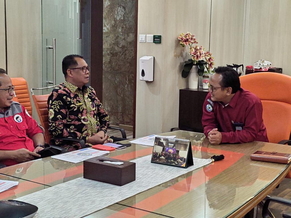 Sinergiskan Program Pusat dan Daerah, Kepala Dislutkan Prov. Kalteng Lakukan Audiensi dengan KKP