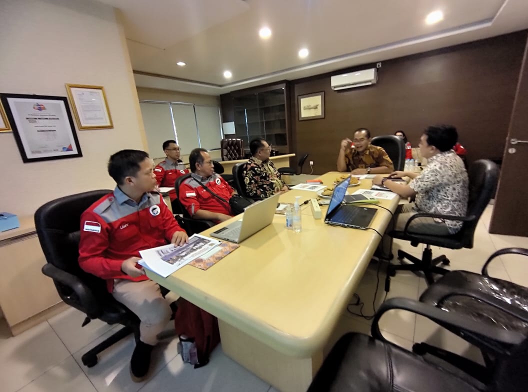 Tingkatkan Sinergisitas Sektor Kelautan dan Perikanan, Kepala Dislutkan Prov. Kalteng Sambangi Kantor PT. Perindo