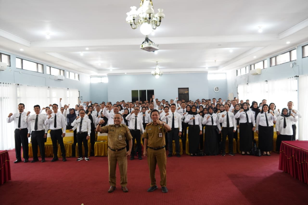 Sahli KSDM Suhaemi Sharing Materi Kepemimpinan Kepada Para Peserta PKA 