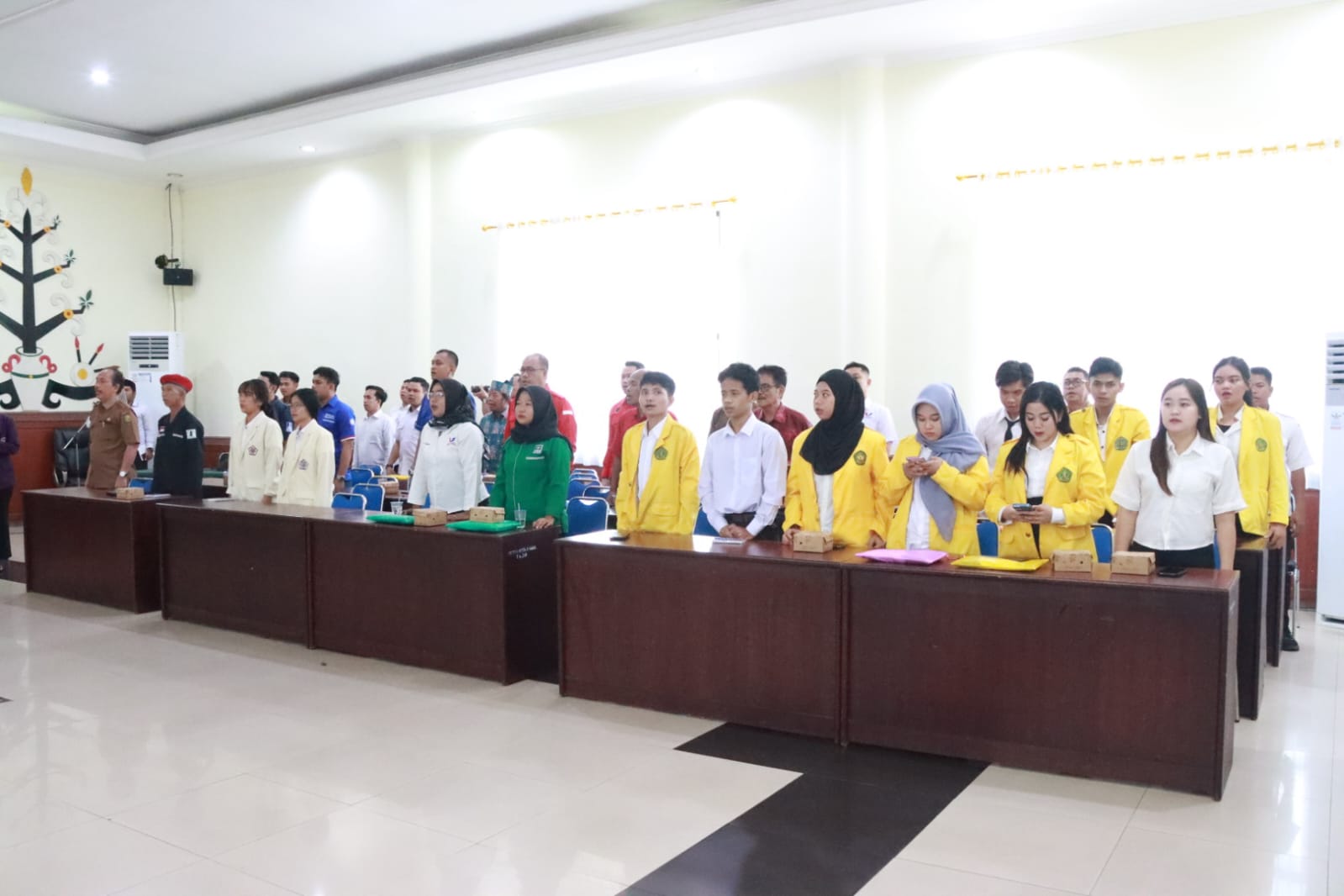Plh Sahli Gubernur Pemkumpol Ahmad Husain Buka Sosialisasi Pendidikan Politik Kebangsaan Tahun 2024