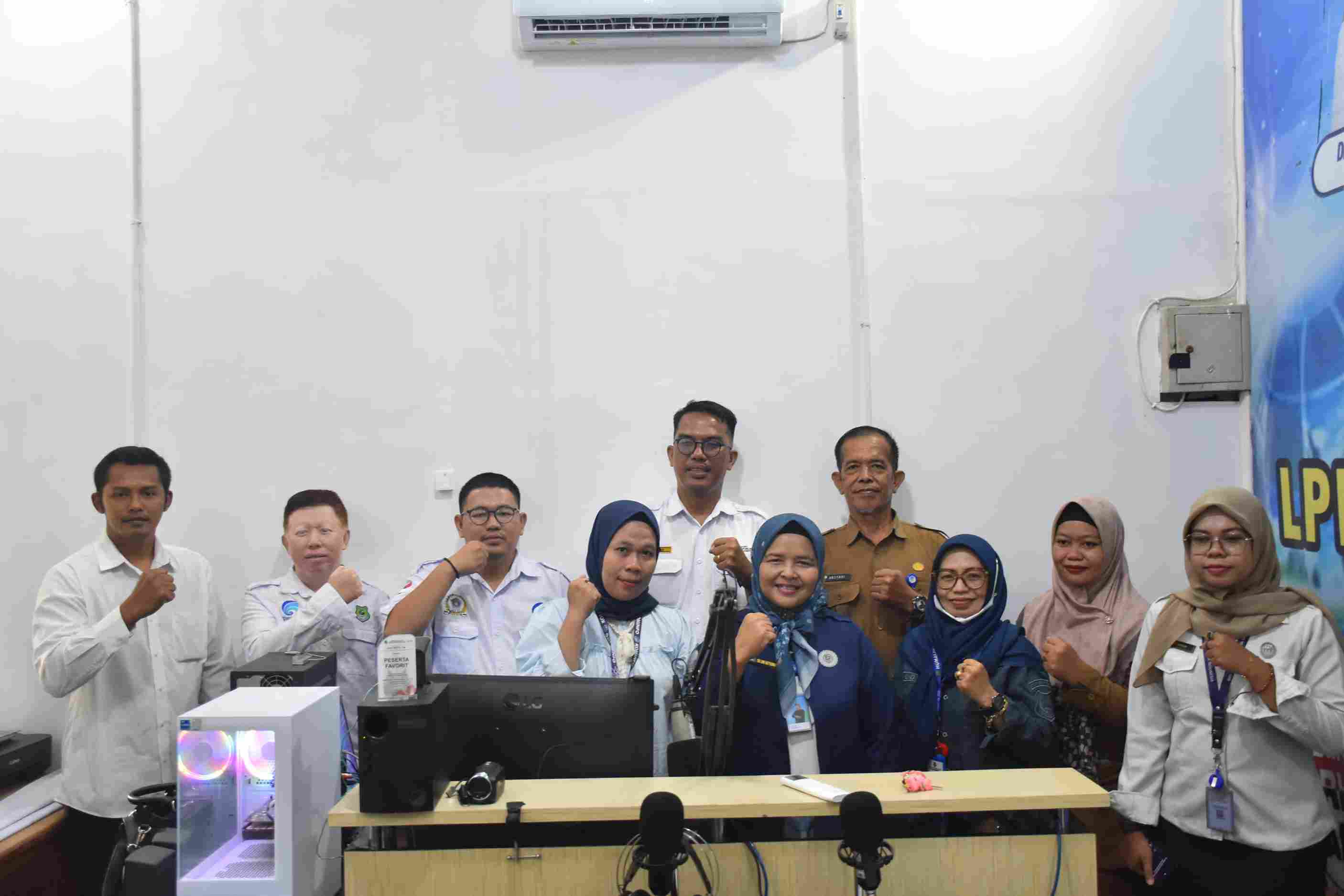 Diskominfosantik Kabupaten Kapuas Tandatangani Perjanjian Kerja Sama dengan LPP RRI Palangka Raya