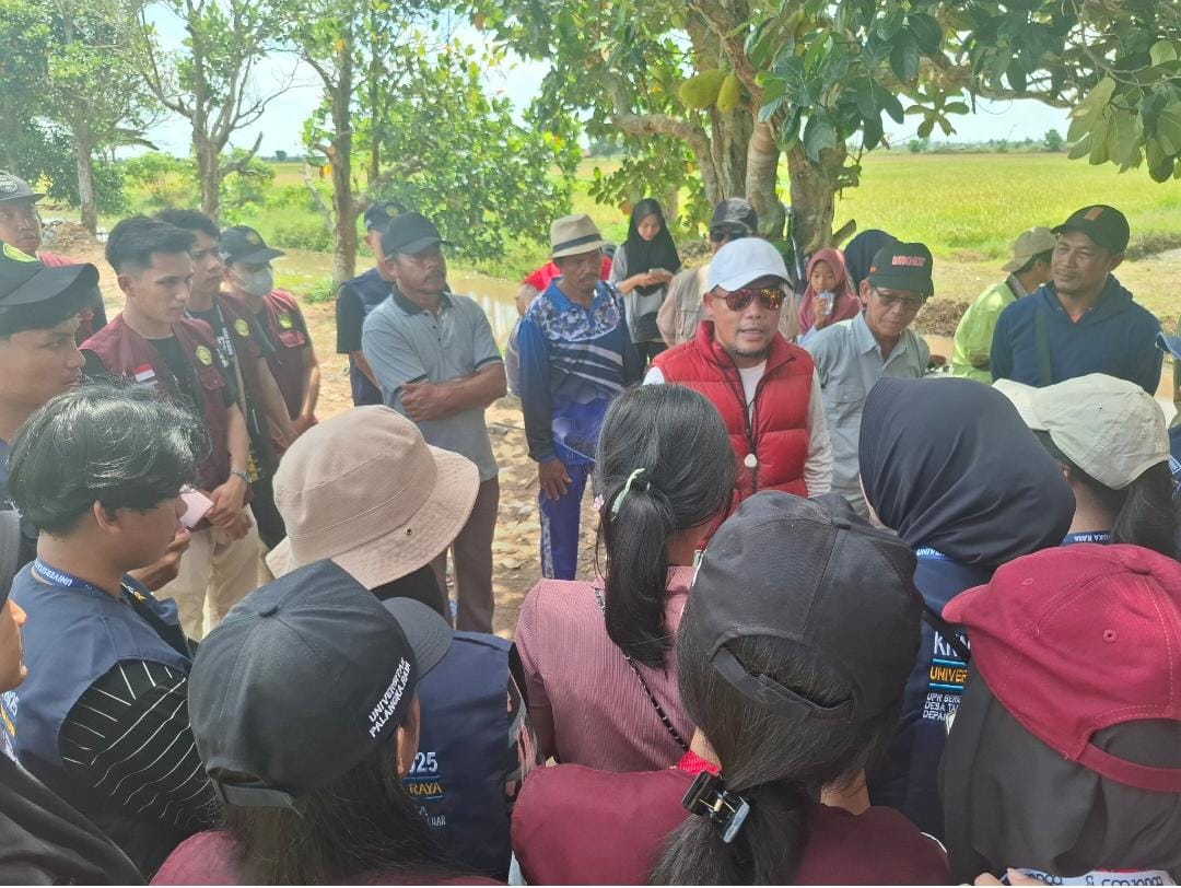 Kadis TPHP Prov. Kalteng Imbau Mahasiswa KKN UPR di Kapuas Turut Dukung Program Brigade Pangan