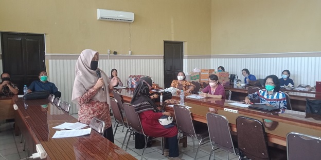 Evaluasi PJJ, Manajemen SMA Negeri 1 Palangka Raya Gelar Rapat Koordinasi dengan Para Wali Kelas