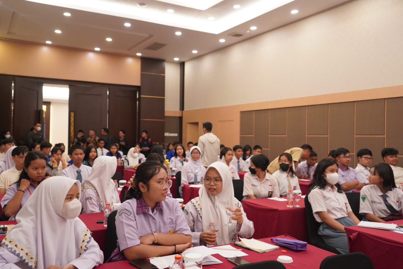 Tingkatkan Keterampilan Menyusun Teks Cerita Sejarah, Disbudpar Prov. Kalteng Gelar Bimtek