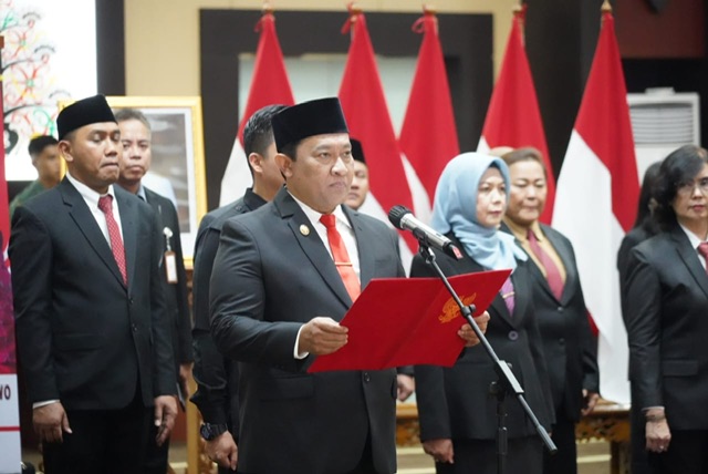 Wagub Edy Pratowo Kukuhkan sekaligus Berikan Motivasi Kepada 54 Anggota Paskibraka