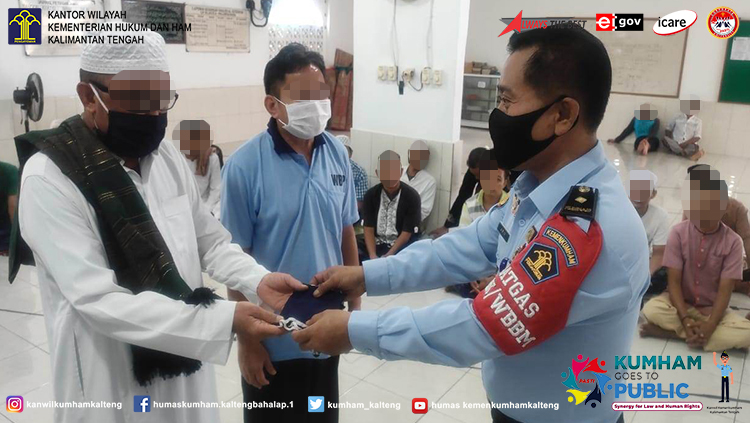 Dukung Kami PASTI SEHAT, Lapas Palangka Raya Bagikan Masker Kain Kepada WBP