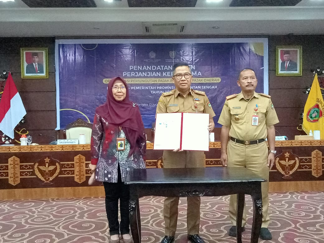 Asisten Ekobang Leonard S Ampung Hadiri Penandatanganan PKS Optimalisasi Pemungutan Pajak Pusat dan Pajak Daerah Secara Virtual