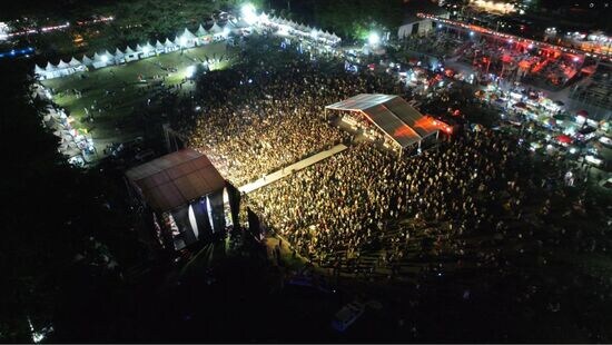 Tour Konser Isen Mulang Berkah di Kuala Kapuas Berlangsung Meriah dan Sukses
