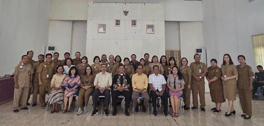 Perkuat integritas dan pelayanan publik, Dinas TPHP dan DKP Prov Kalteng Laksanakan Ibadah Oikumene Bagi ASN