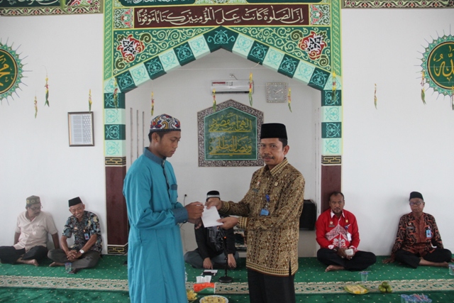 SABAR MERUPAKAN WARISAN RASULLULLAH SAW YANG PATUT KITA TELADANI DAN TINGGI KEDUDUKANNYA DIHADAPAN ALLAH SWT