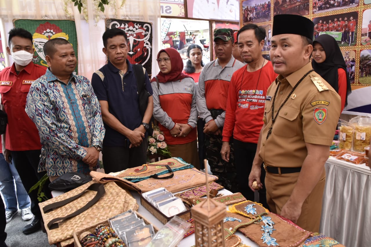 Gubernur Sugianto Sabran Apresiasi Siswa SMA/SMK/SLB se-Kalteng yang Berkarya Ciptakan Inovasi Baru 
