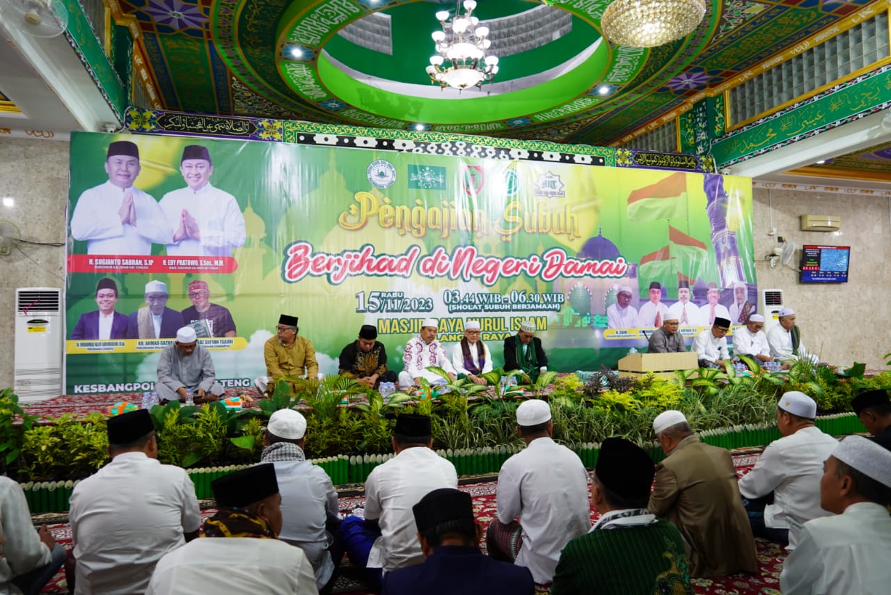 Cegah Paparan Radikal Terorisme, Pemprov. Kalteng Gelar Salat Subuh Berjamaah dan Tausiyah Keagamaan