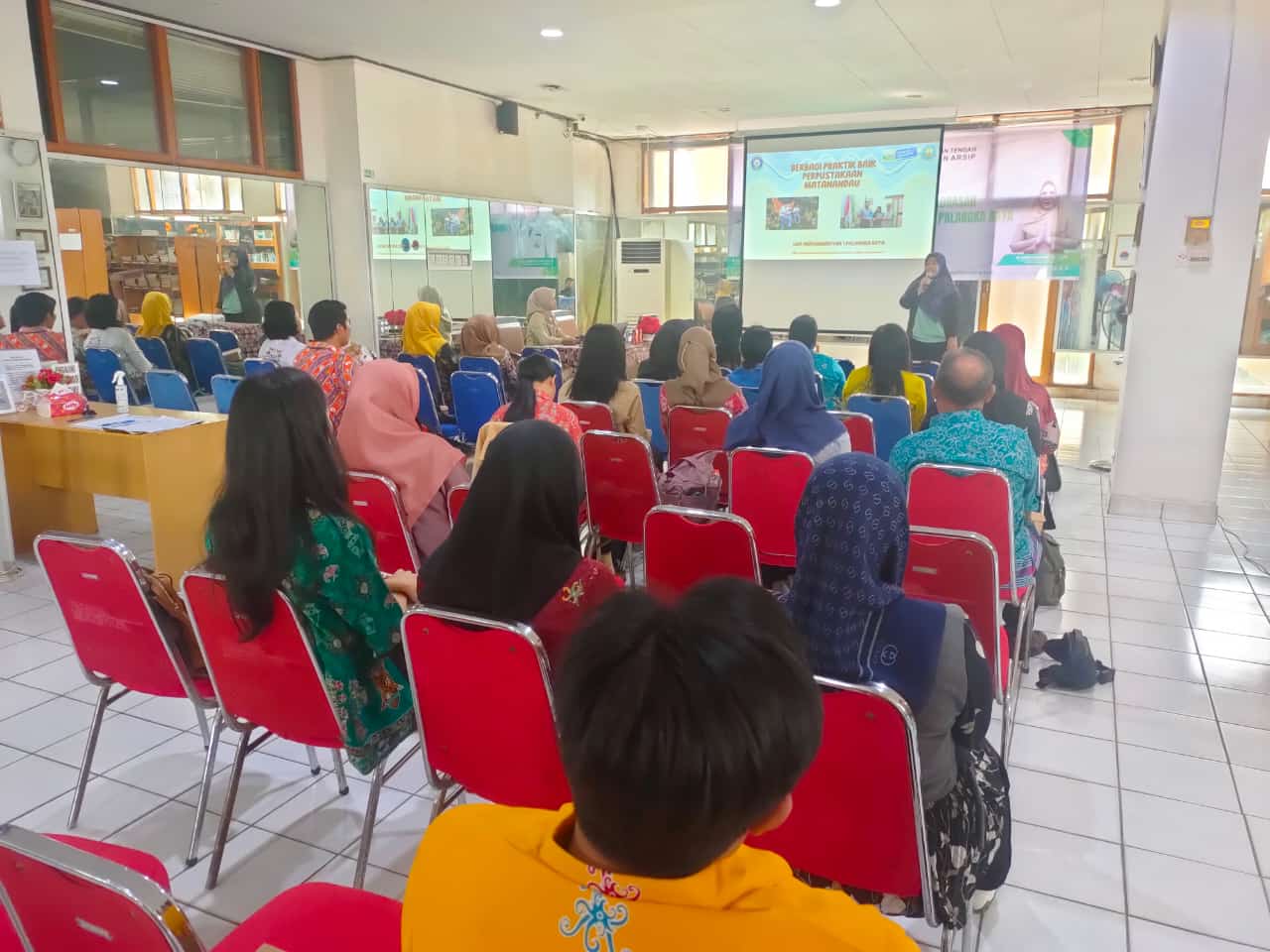 Dispursip Kalteng Lakukan Pembinaan Perpustakaan Sekolah Kota Palangka Raya