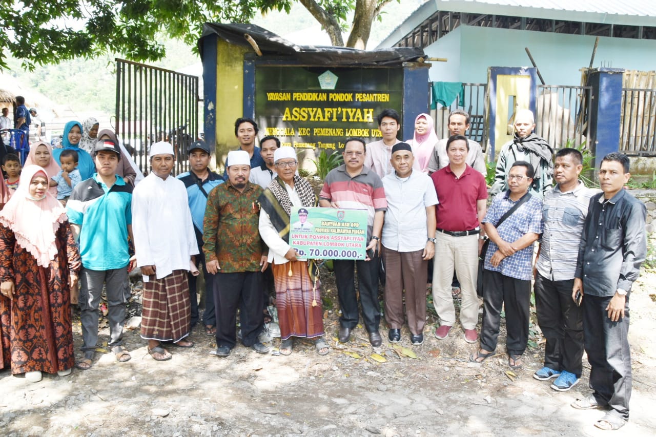 Pemprov. Kalteng Beri Bantuan 70 Juta Rupiah Ke Yayasan Pendidikan Pondok Pesantren Assyafi`iyah 