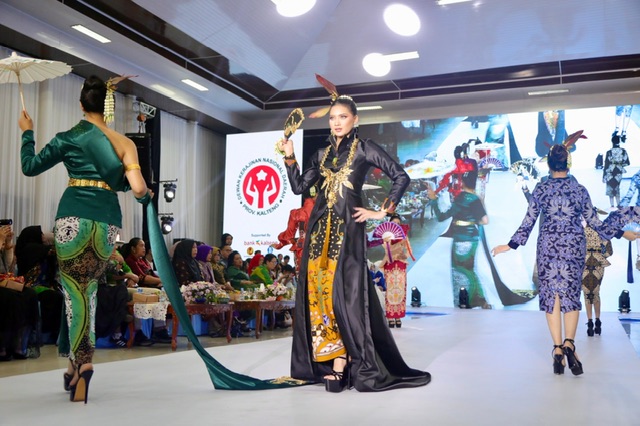 Dekranasda Kalteng Gelar Fashion Festival untuk Perajin dan Desainer Lokal