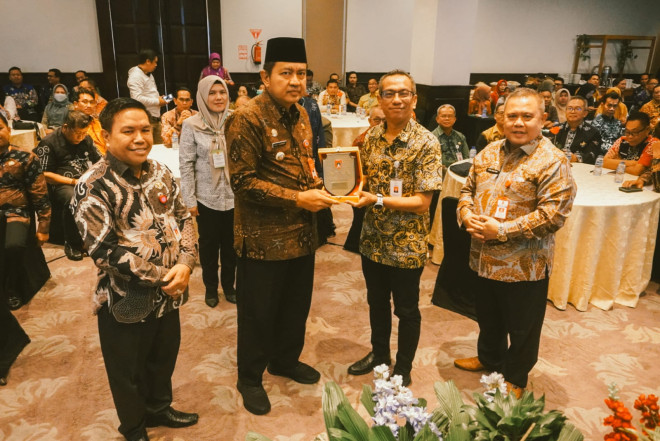 Buka Bimtek Penyusunan Renstra, Pj Bupati Budi Santosa : SDM Punya Peran Penting