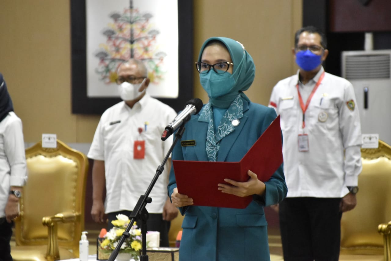 Ketua TP-PKK Kalteng Lantik Ketua TP-PKK Kota Palangka Raya