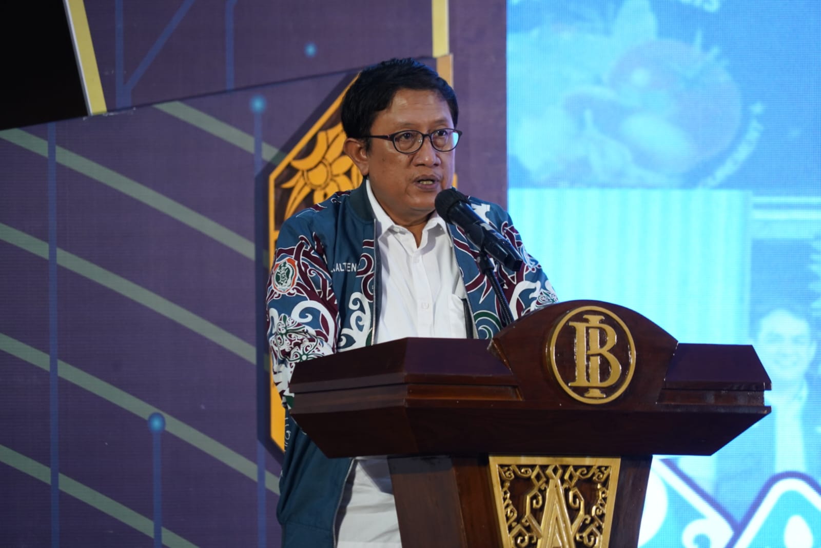 Asisten Ekbang Sri Widanarni Buka Kegiatan Capacity Building dan Sosialisasi Penyusunan Pelaporan Kinerja TPID 2023