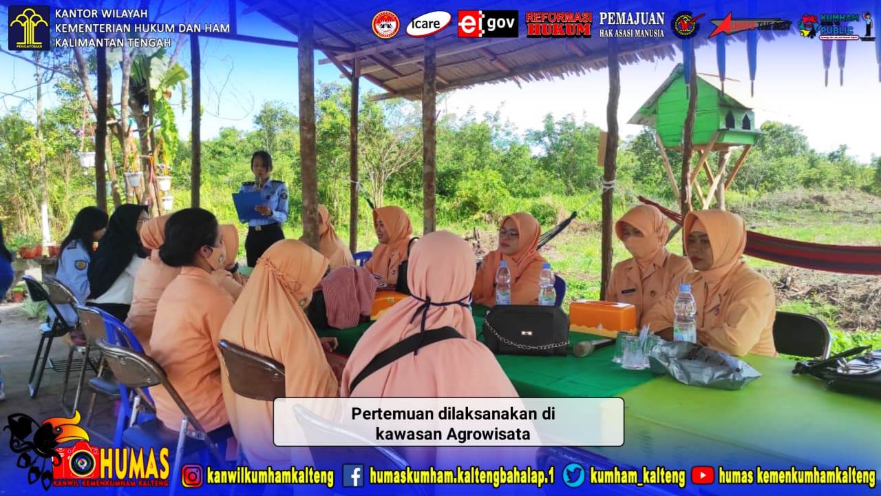 Gelar Pertemuan Rutin yang Berbeda, DWP Lapas Sukamara Laksanakan Kegiatan di Kawasan Agrowisata