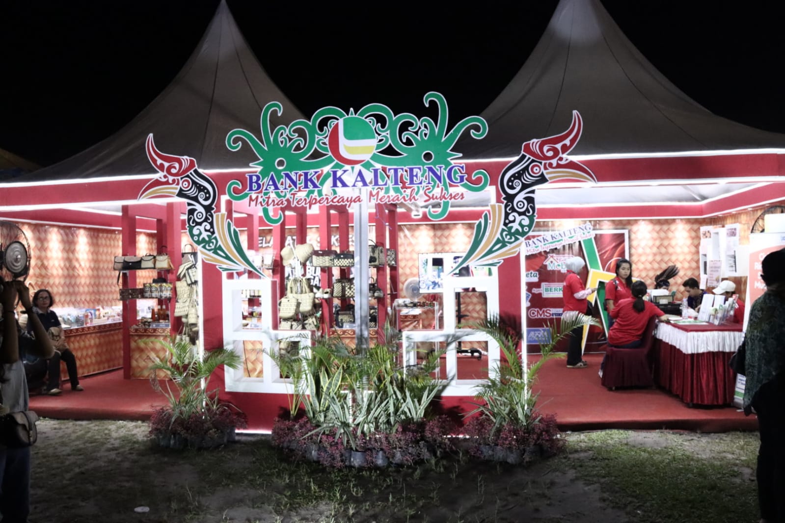 Meriahkan Festival Tambun Bungai, Bank Kalteng Buka Layanan dan Adakan Berbagai Macam Lomba