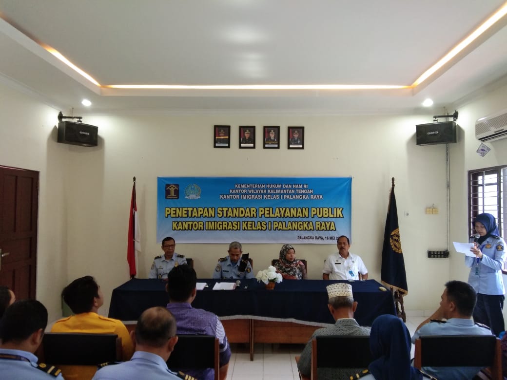 Dihadapan Ombudsman RI Perwakilan Kalimantan Tengah, Kantor Imigrasi Kelas I Palangka Raya Tetapkan Standar Pelayanan Publik Keimigrasian