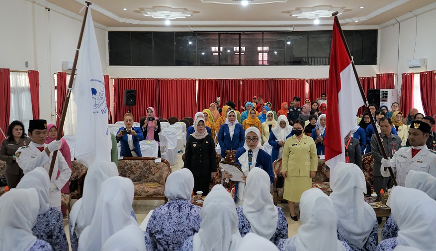 Pj. Bupati Hadiri Pelantikan dan Pengukuhan IWAPI Barsel