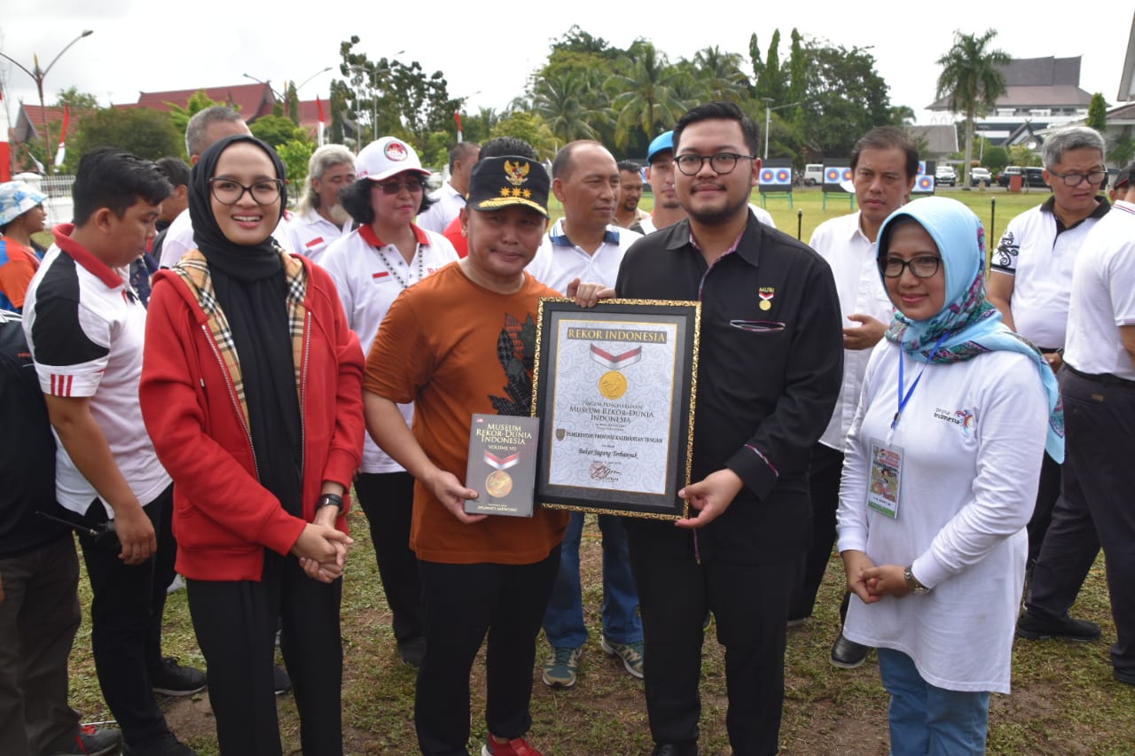 Gubernur Harapkan Dengan Pemecahan Rekor MURI Bisa Pacu Semangat Para Petani 