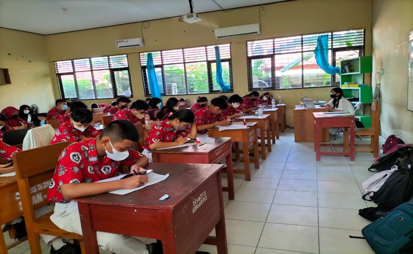 SMA Negeri 1 Palangka Raya Gelar PAT dengan Aplikasi AIOCBT