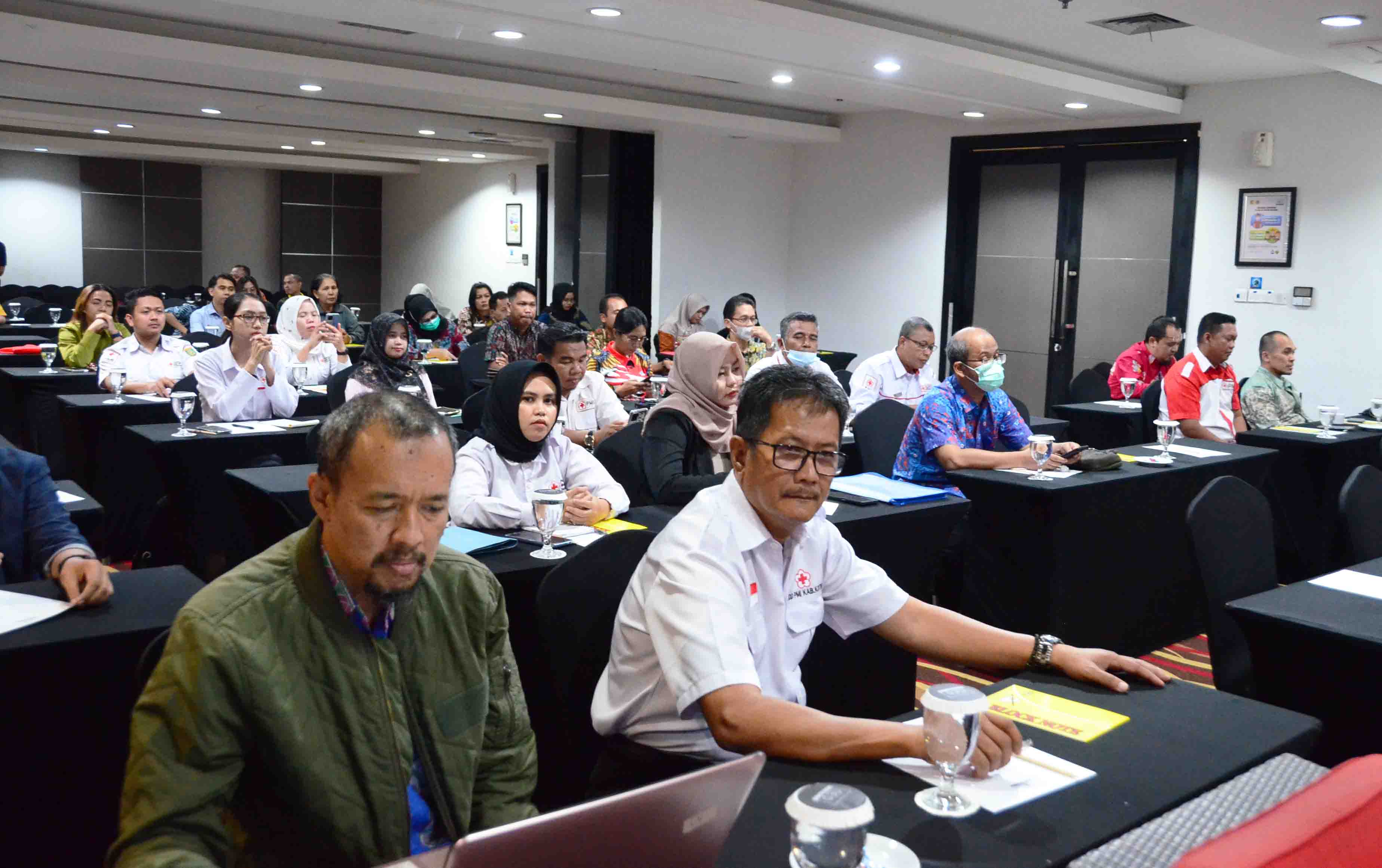 Dinkes Prov. Kalteng Gelar Pertemuan Koordinasi dan Evaluasi Layanan Unit Transfusi Darah