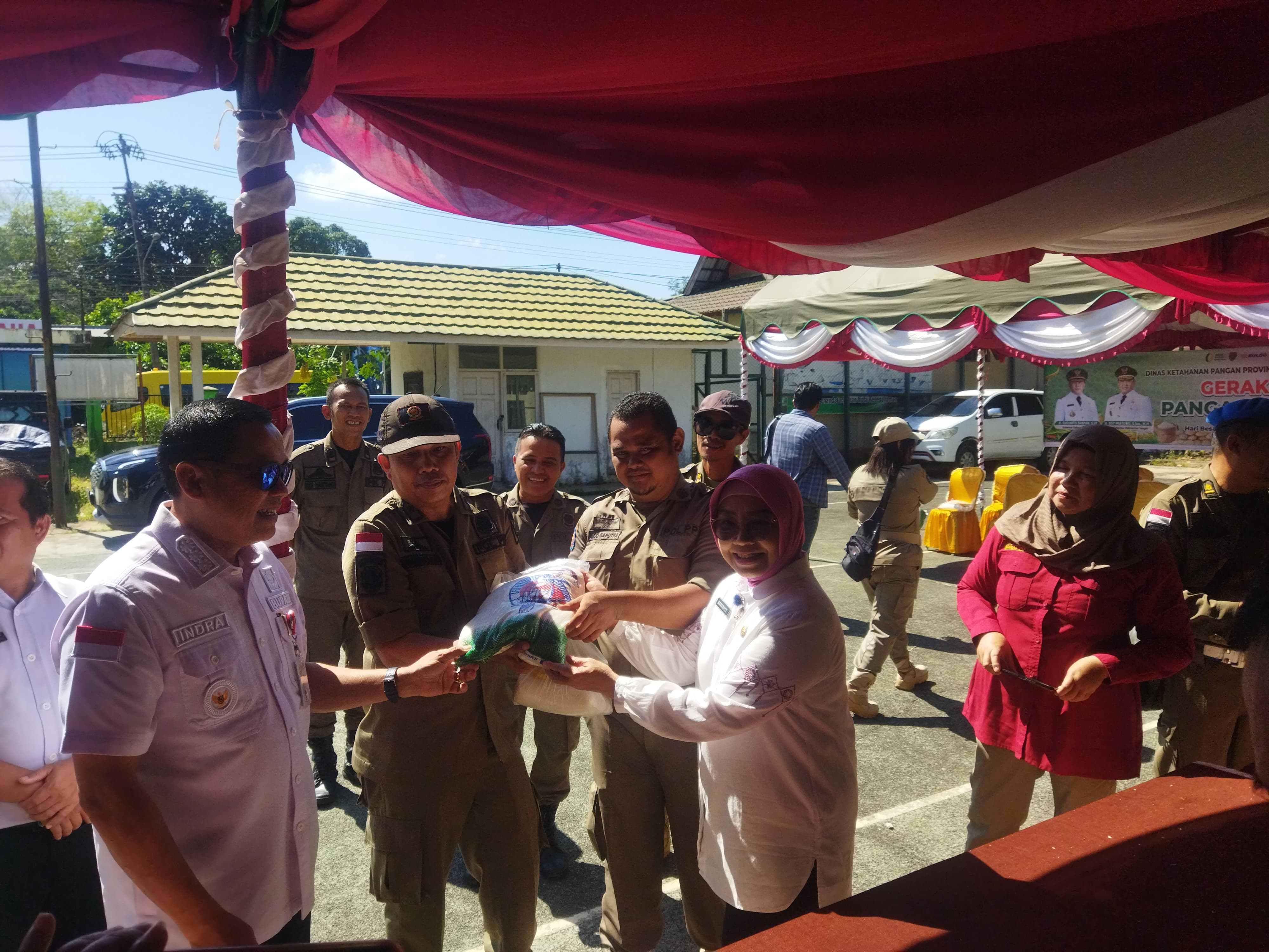 Dishanpang Prov. Kalteng Gelar Gerakan Pangan Murah di Kab. Bartim