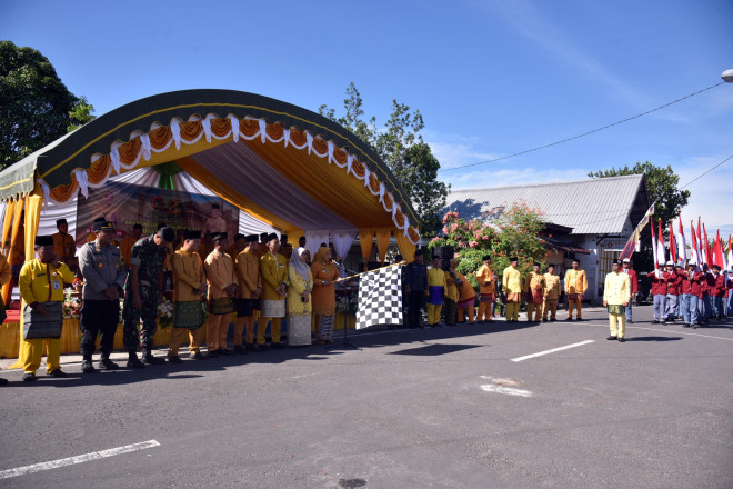 Peringatan HUT ke-422 Kutaringin, Bupati Kobar Lepas Peserta Pawai Budaya
